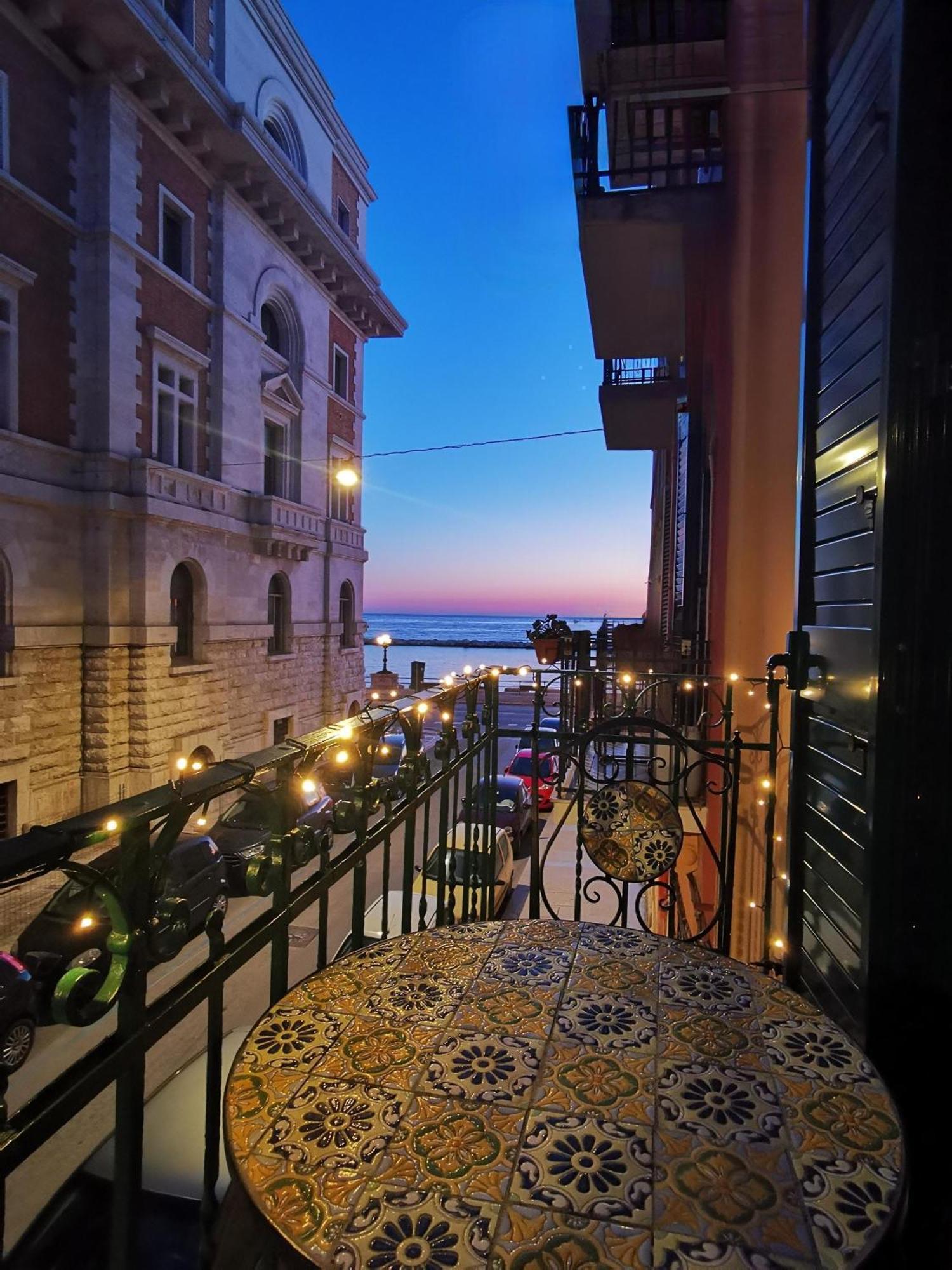 Cattaro 65 - Flexible Check-In Apartments Bari Exterior photo